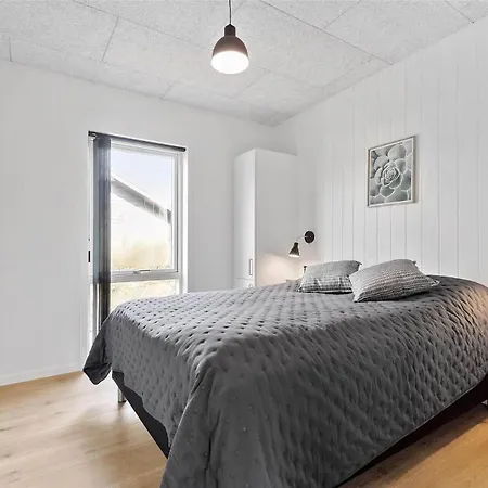 Bv166-blavand-gl-skolevej-6 Blåvand