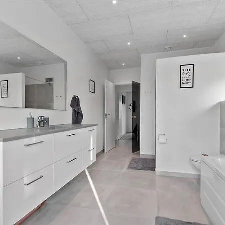 Holiday home Bv166-blavand-gl-skolevej-6