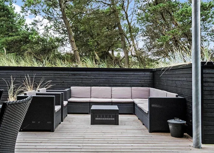 Bv166-blavand-gl-skolevej-6 *