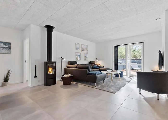 بيت للعطل Bv166-blavand-gl-skolevej-6 *