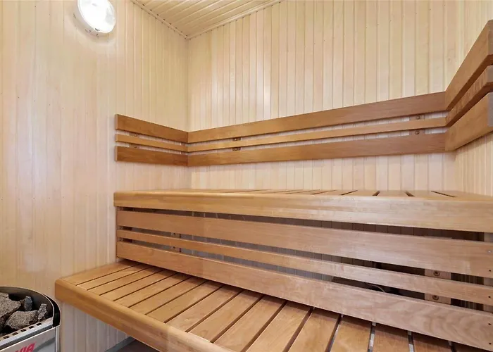 Bv166-blavand-gl-skolevej-6 بيت للعطل