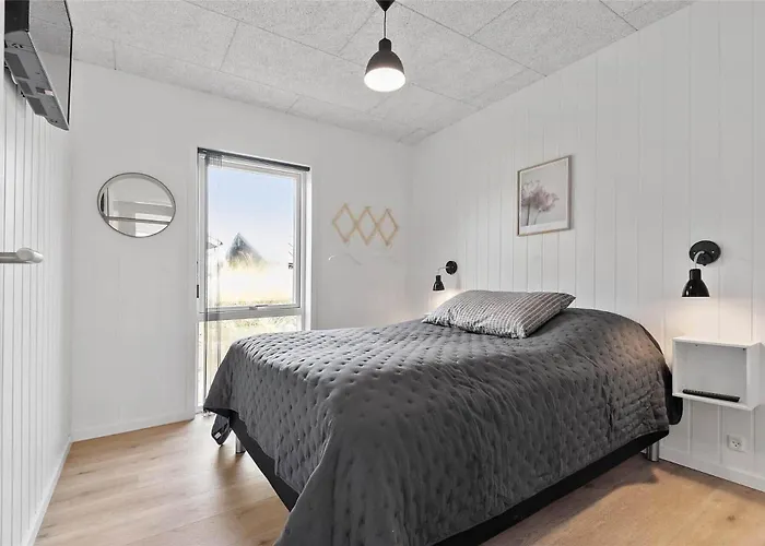 Bv166-blavand-gl-skolevej-6 بيت للعطل